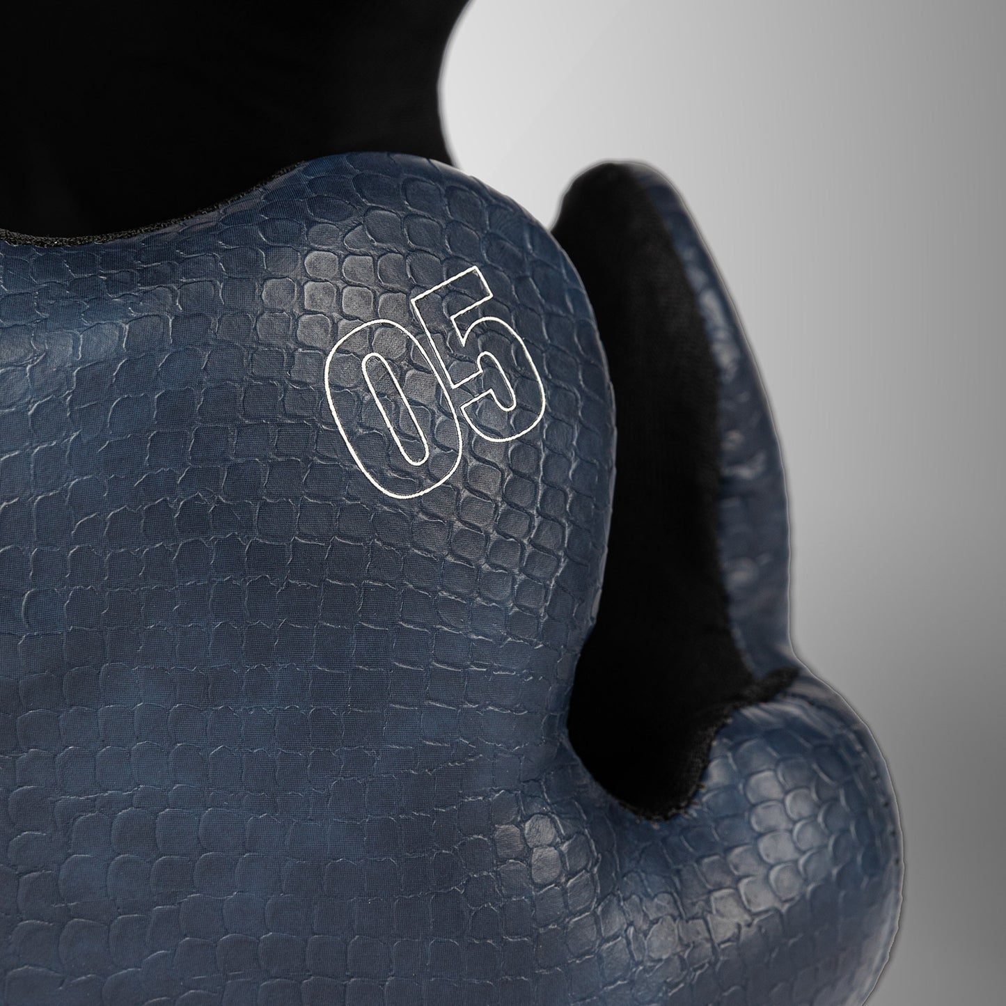 Venum Impact Evo Scales Hoofdbeschermer – Middernachtblauw