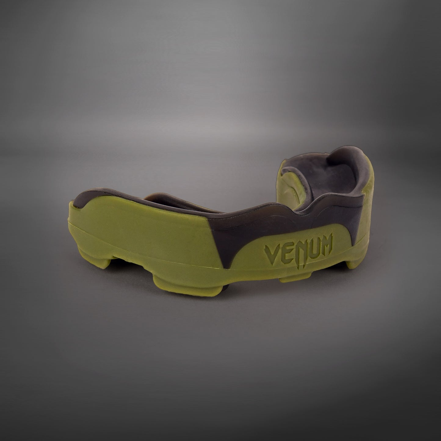 Venum Predator Gebitsbeschermer – Zwart/Kaki