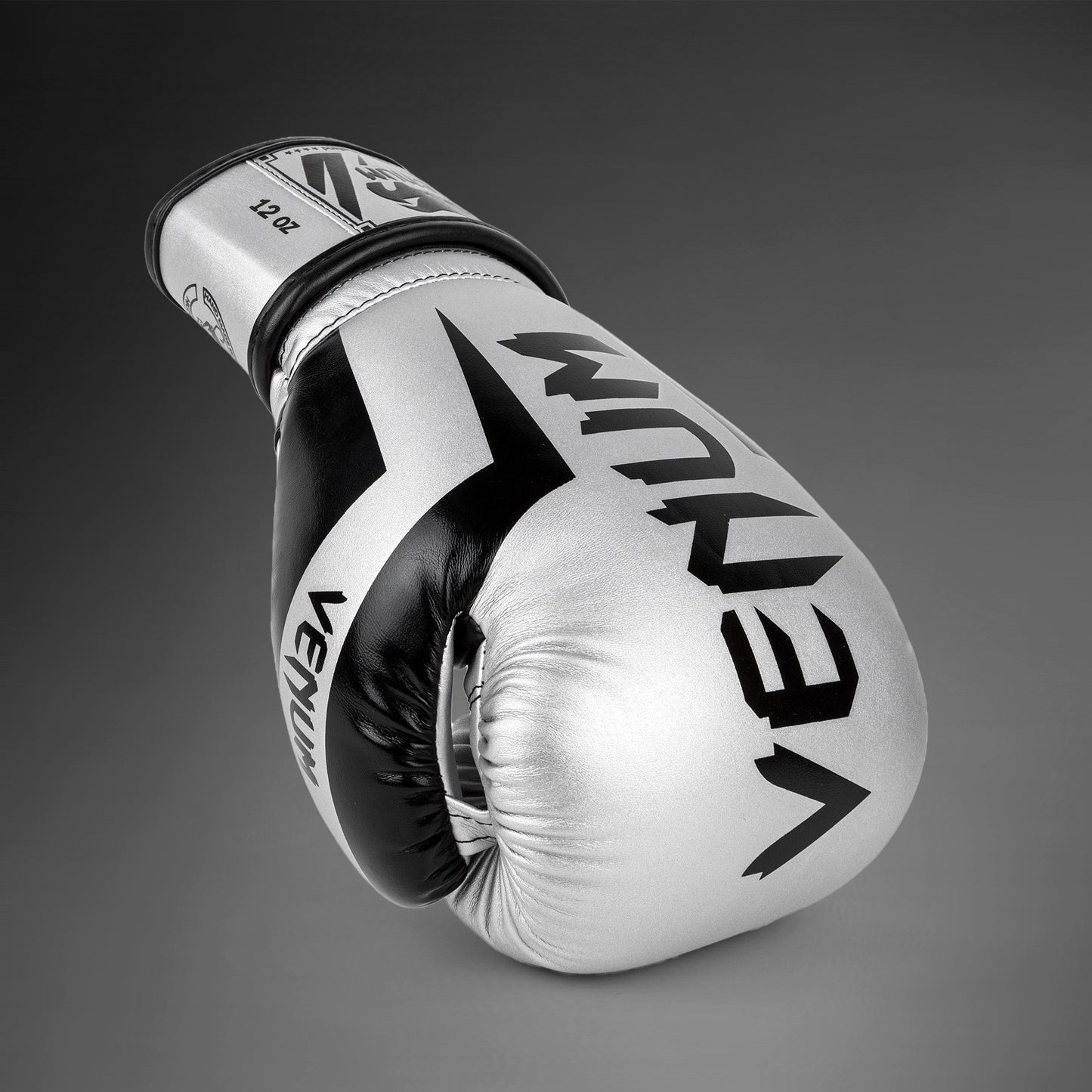Venum Elite Bokshandschoenen - Zilver/Zwart