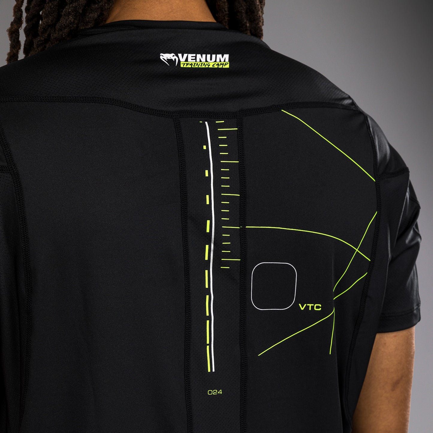 Venum Training Camp 4.0 Dry-Tech T-shirt - Zwart/Neon Groen