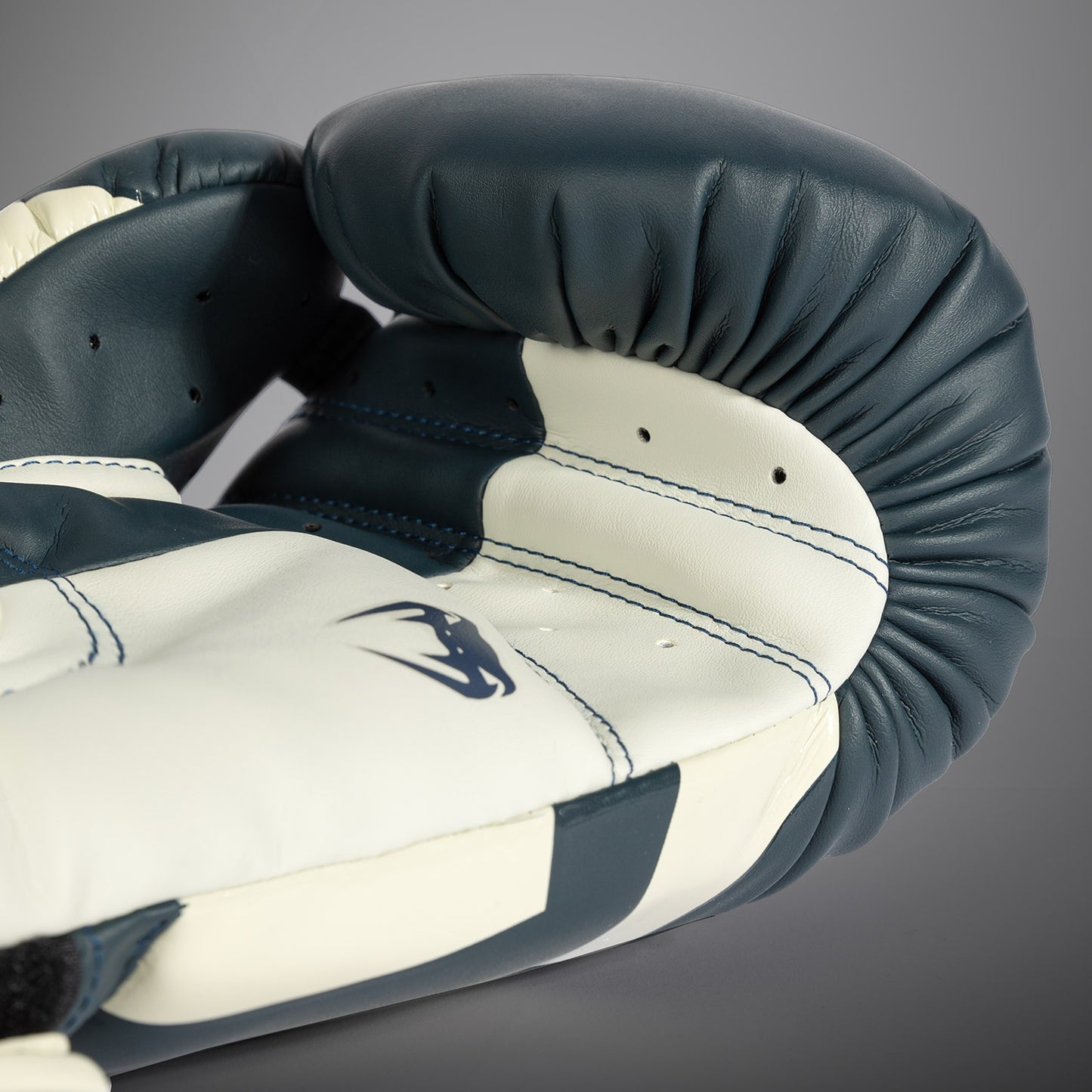 Venum Elite Bokshandschoenen - Marineblauw/Wit