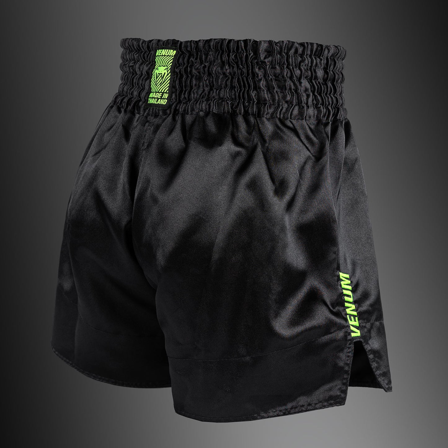 Venum Classic Evo Muay Thai Shorts - Zwart/Neon Geel