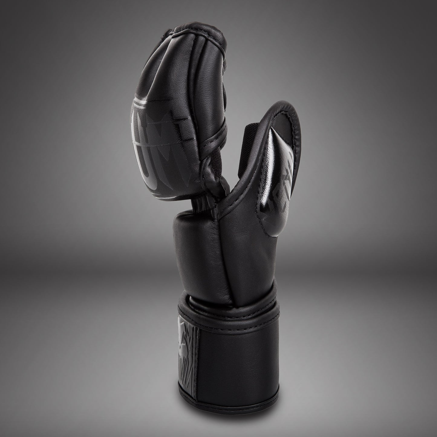 VENUM UNDISPUTED 2.0 MMA HANDSCHOENEN - SKINTEX LEER - ZWART/ZWART