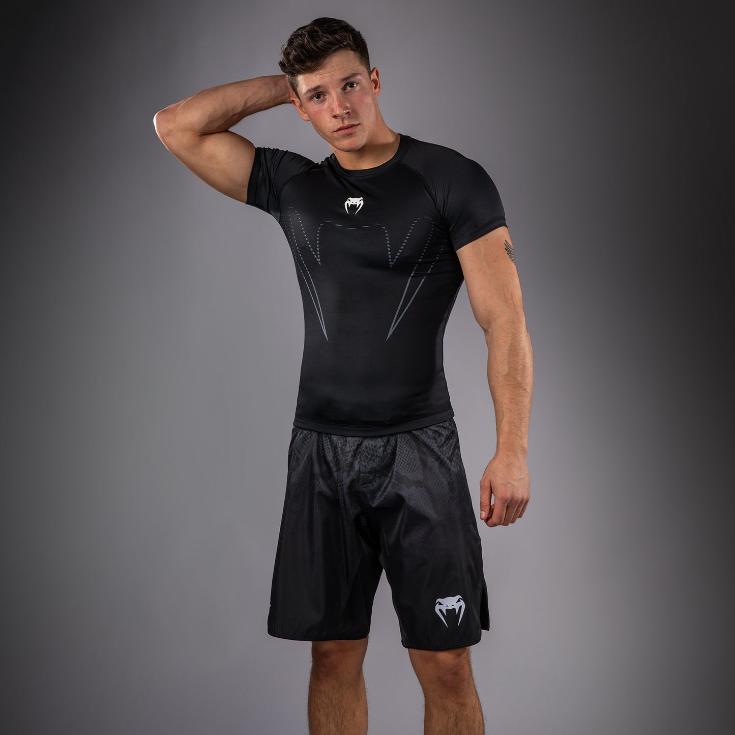 Venum Edge Rashguard met korte mouwen – Zwart/Zand