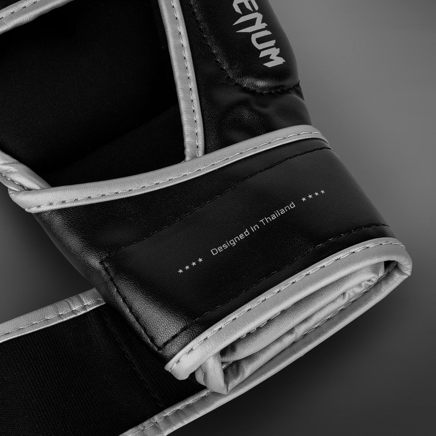 Venum Challenger 2.0 MMA-Handschoenen - Zwart/Zilver