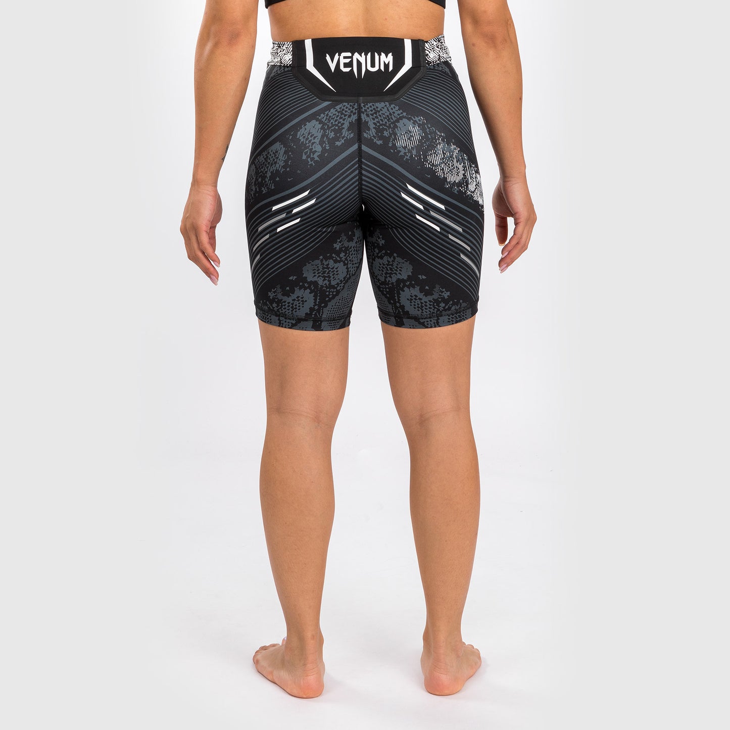 UFC Adrenaline by Venum Authentic Fight Night Dames Vale Tudo Short - Lang Model - Zwart
