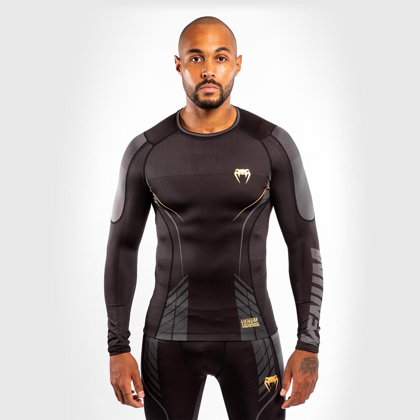 Venum Athletics Compressie T-Shirt met Lange Mouwen - Zwart/Goud