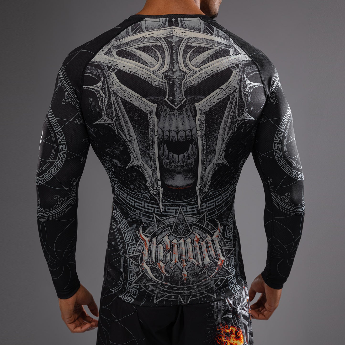 Venum Gladiator 5.0 Heren Lange Mouwen Rashguard - Zwart/Zilver