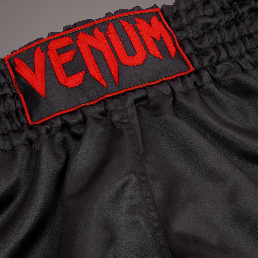 Venum Muay Thai Shorts Classic - Zwart/Rood