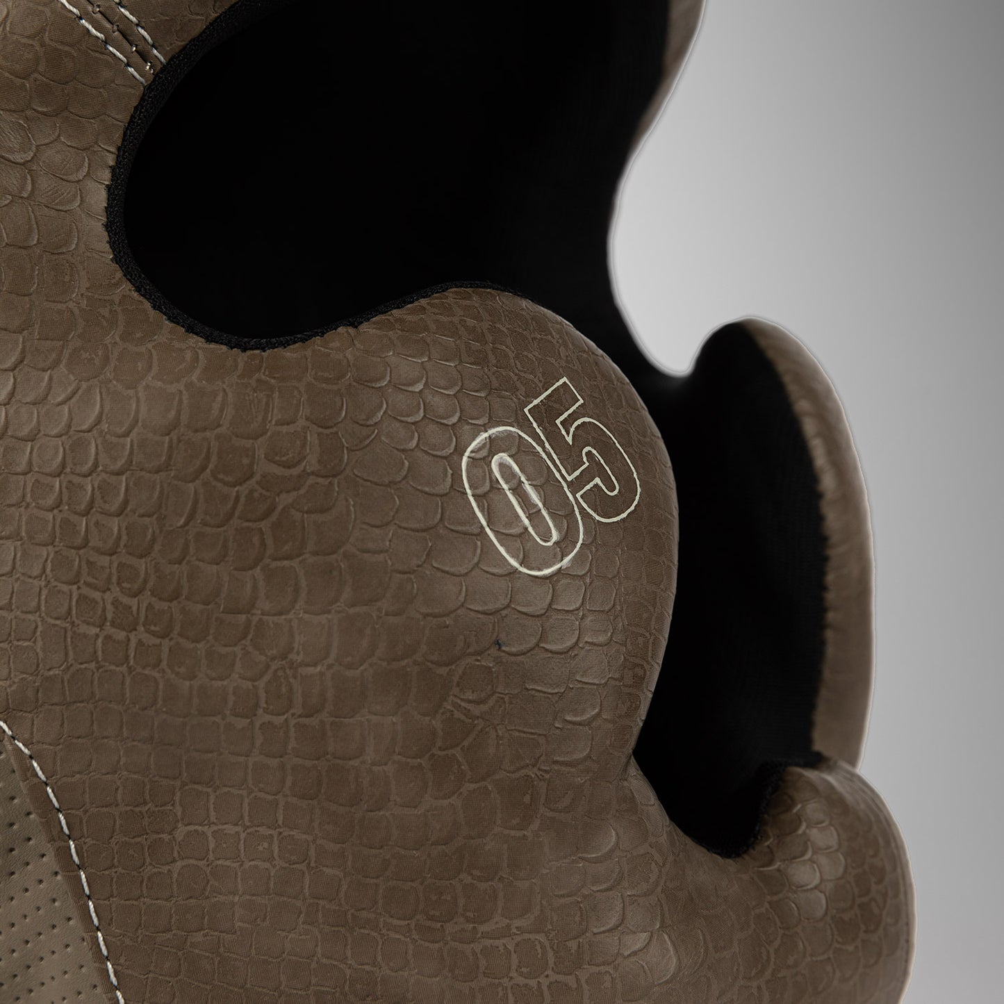 Venum Impact Evo Scales Hoofdbeschermer – Bruin