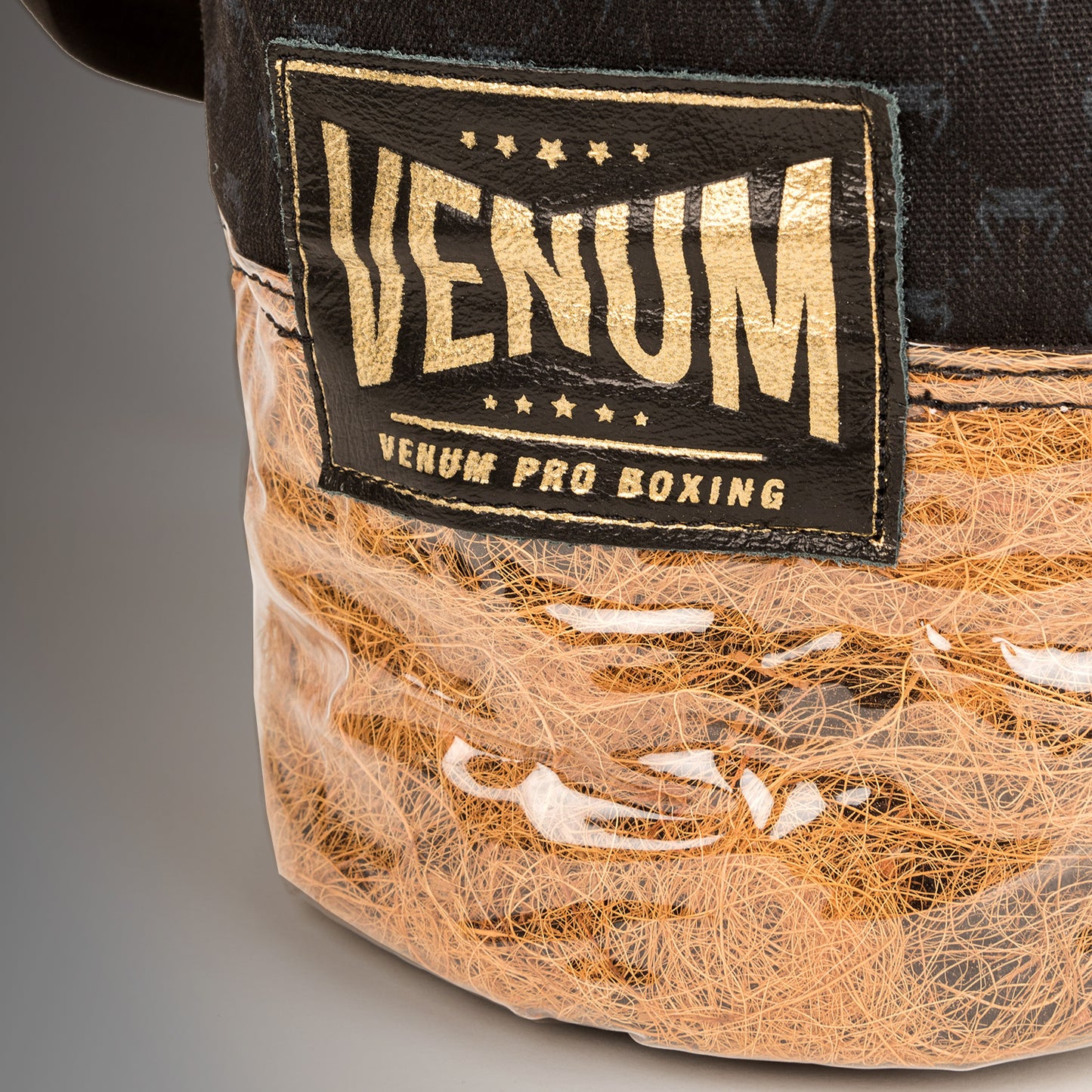 Venum Coco Monogram Pro bokshandschoenen - Intens zwart