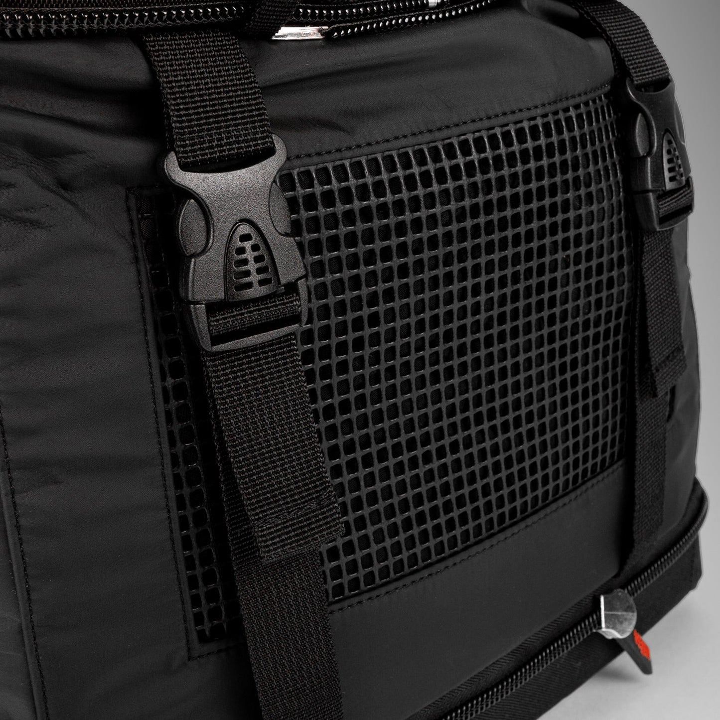 Venum Challenger Xtrem Evo Rugzak (50-63L) – Zwart/Rood