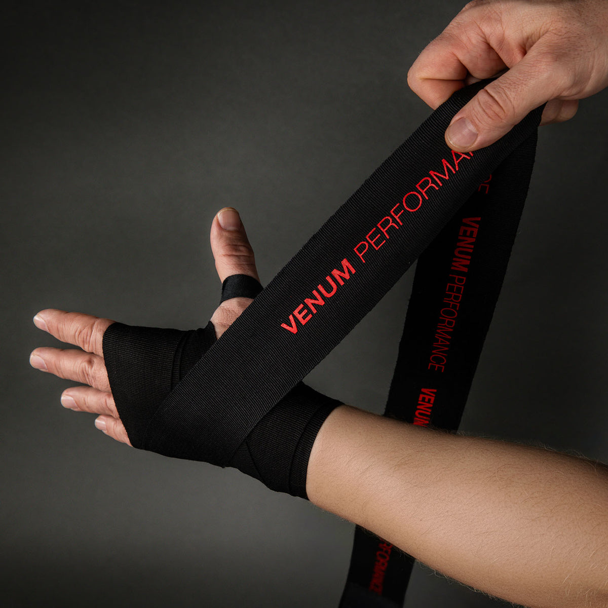 Venum Kontact Evo Amazonia Reborn Boksbandages - Zwart/Rood