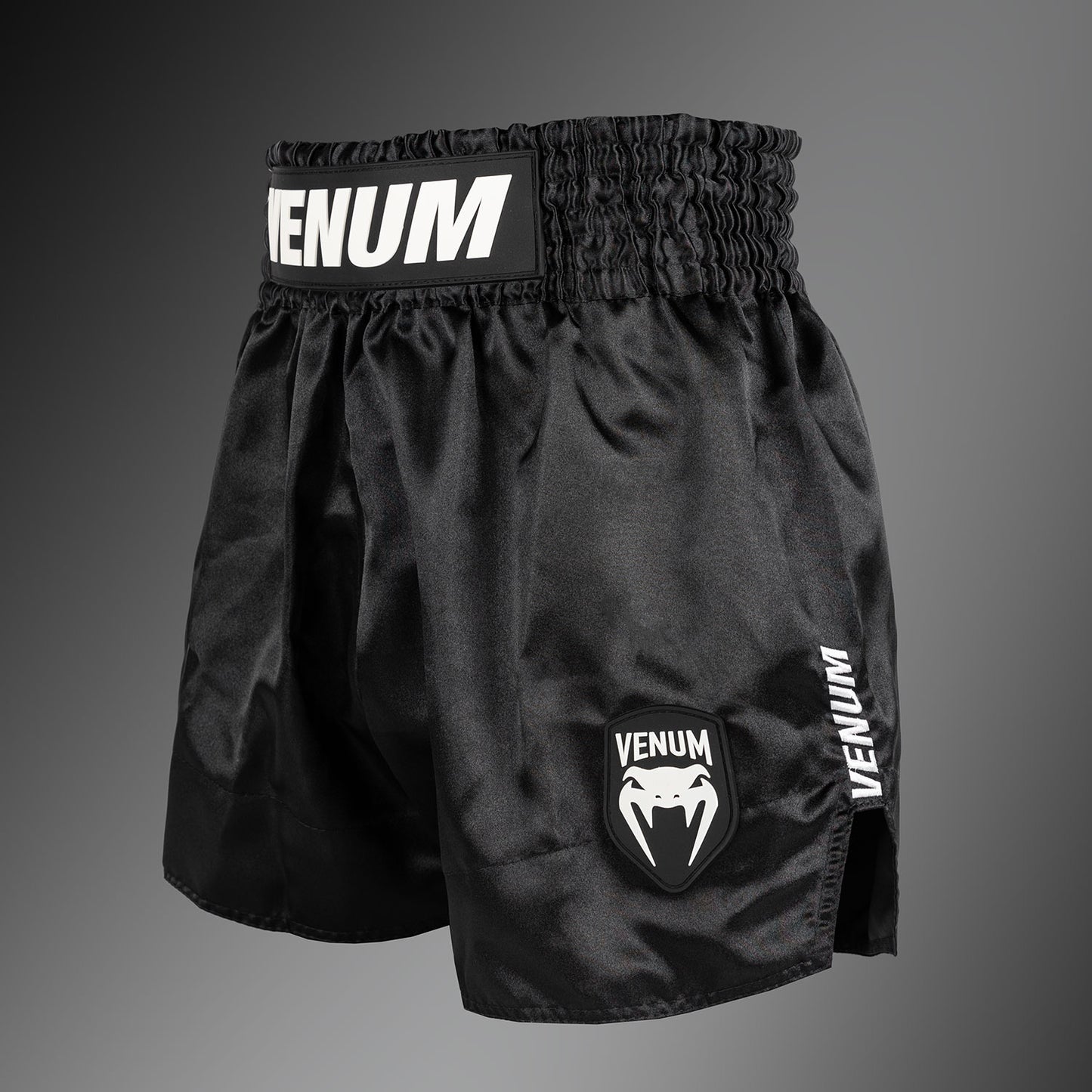 Venum Classic Evo Muay Thai Shorts - Zwart/Wit