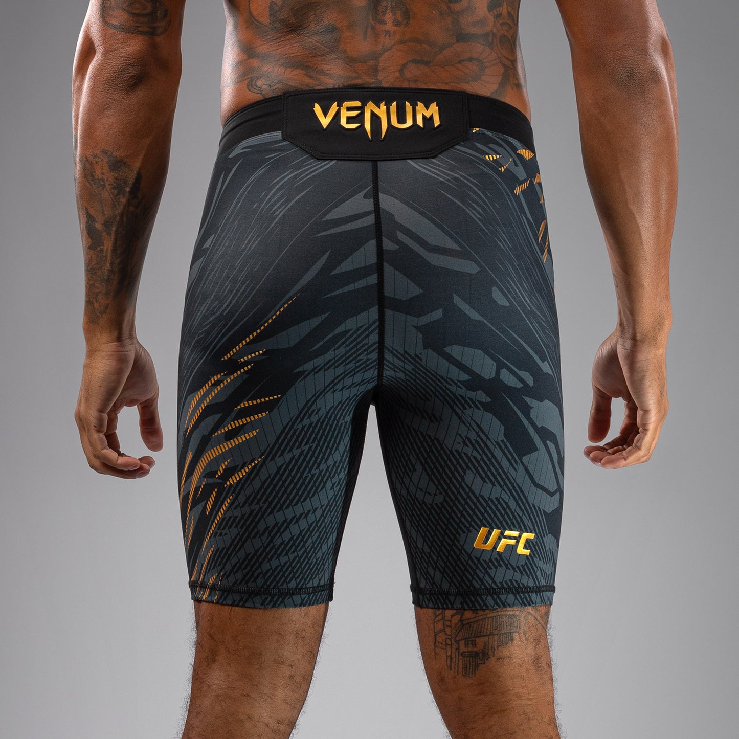 UFC Fusion by Venum Authentic Fight Night Vale Tudo Shorts voor Heren - Champion