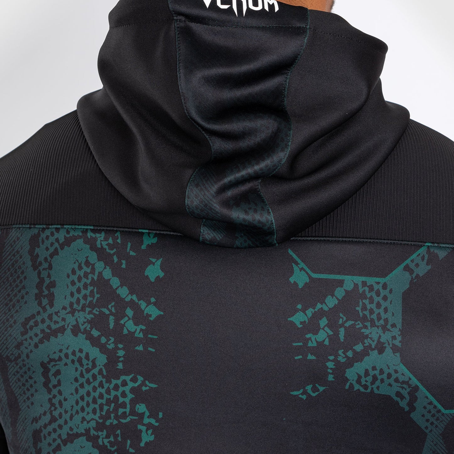 UFC Adrenaline by Venum Authentic Fight Night Walkout Hoodie voor Mannen - Emerald Edition - Groen/Zwart