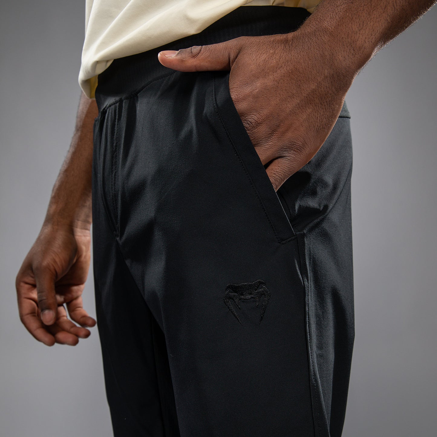 Venum Fly Joggers - Diep Zwart