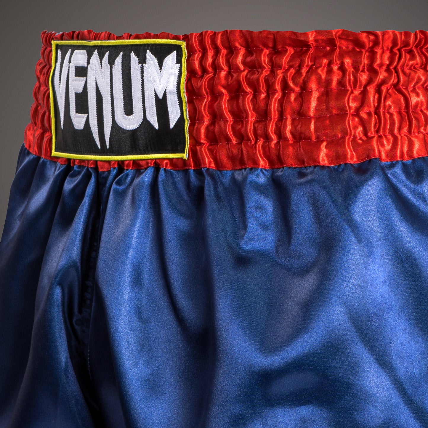 Venum Klassiek - Muay Thai-short - Blauw/Rood/Wit