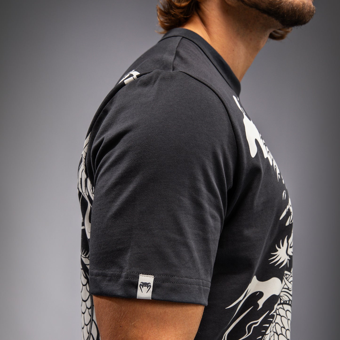 Venum Dragon's Flight Heren T-Shirt - Charcoal Grijs/Cream Wit