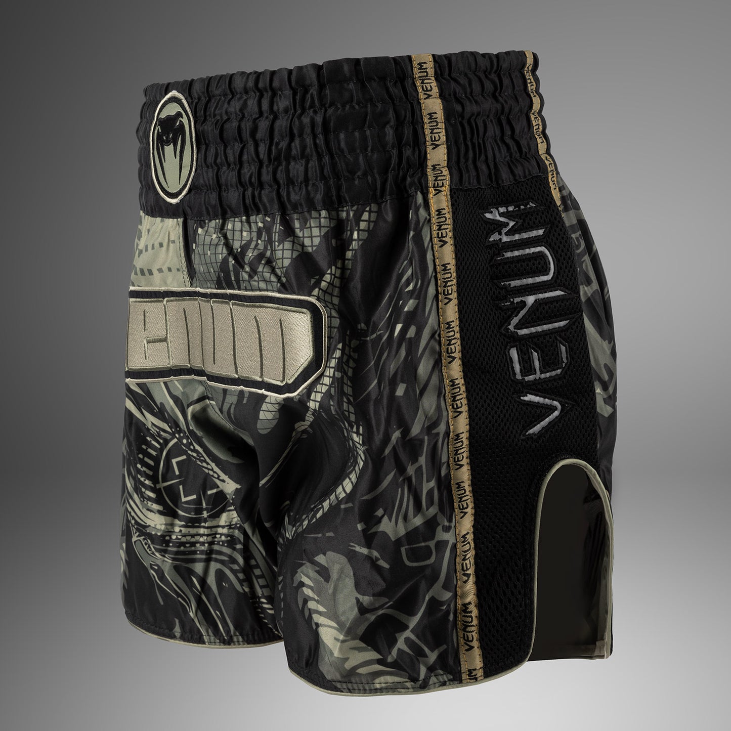 Venum Invader Muay Thai Shorts - Zwart/Zand