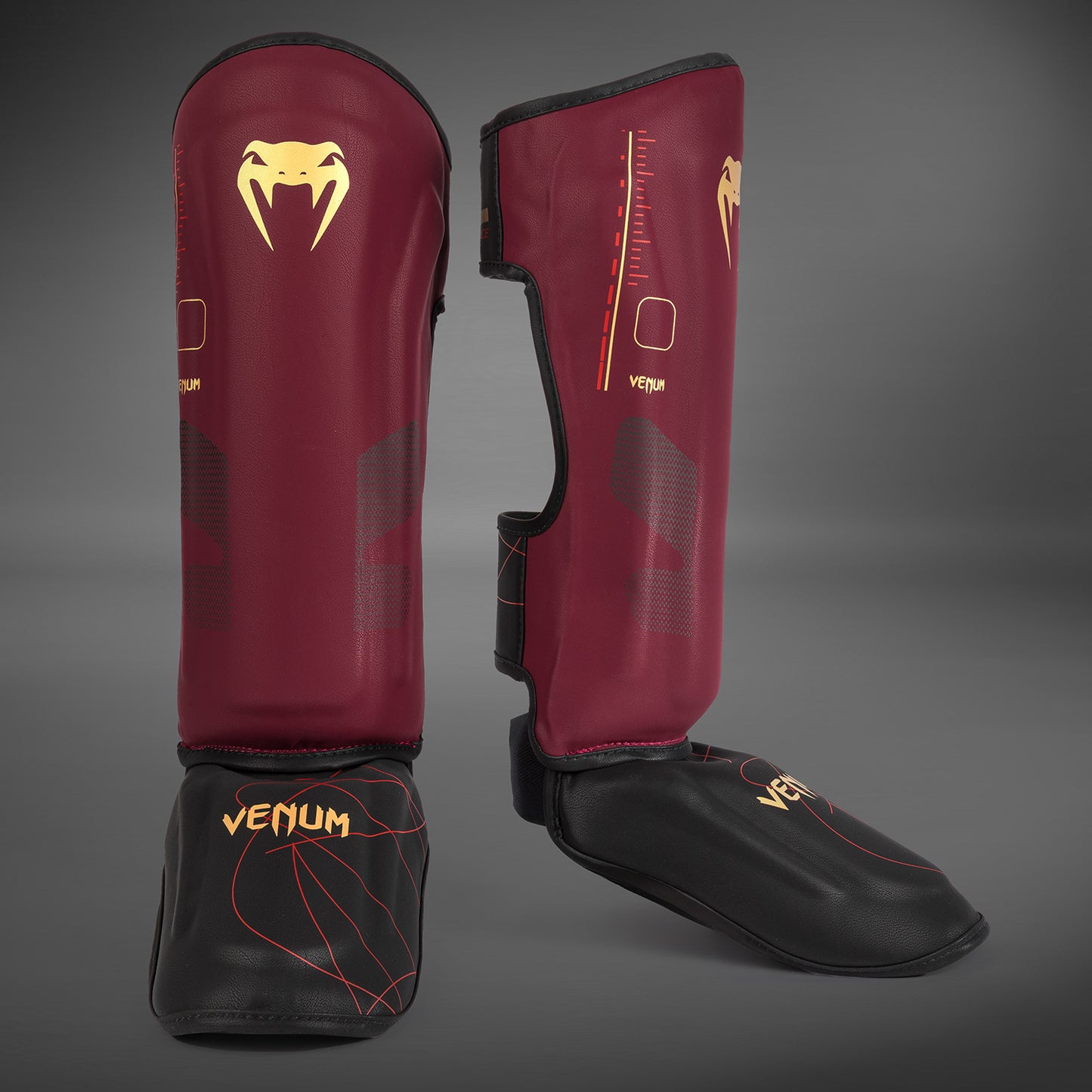 Venum Tactical XT Scheenbeschermers - Zwart/Bourgondië/Goud