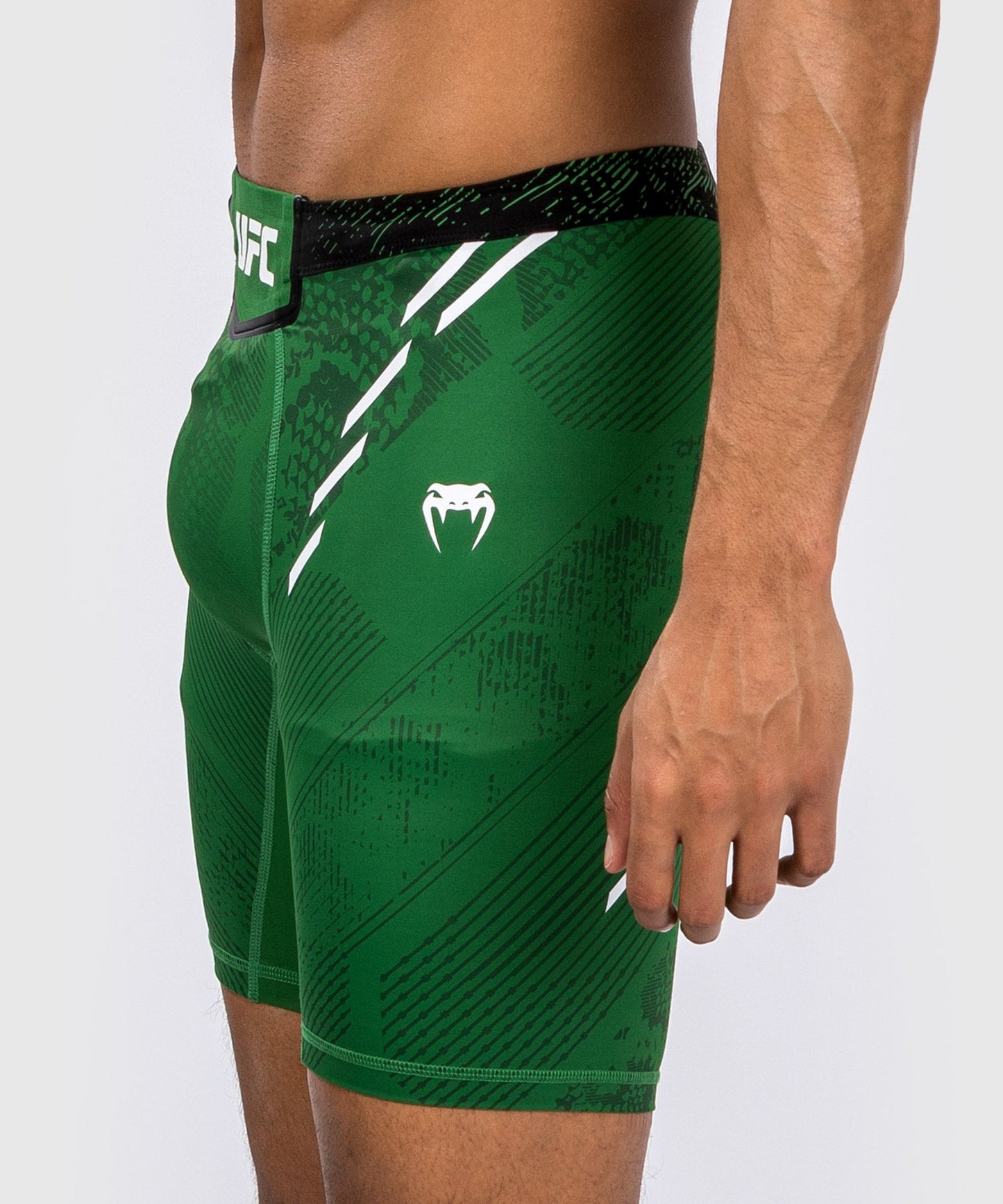 UFC Adrenaline by Venum Authentic Fight Night Heren Vale Tudo Short - Groen