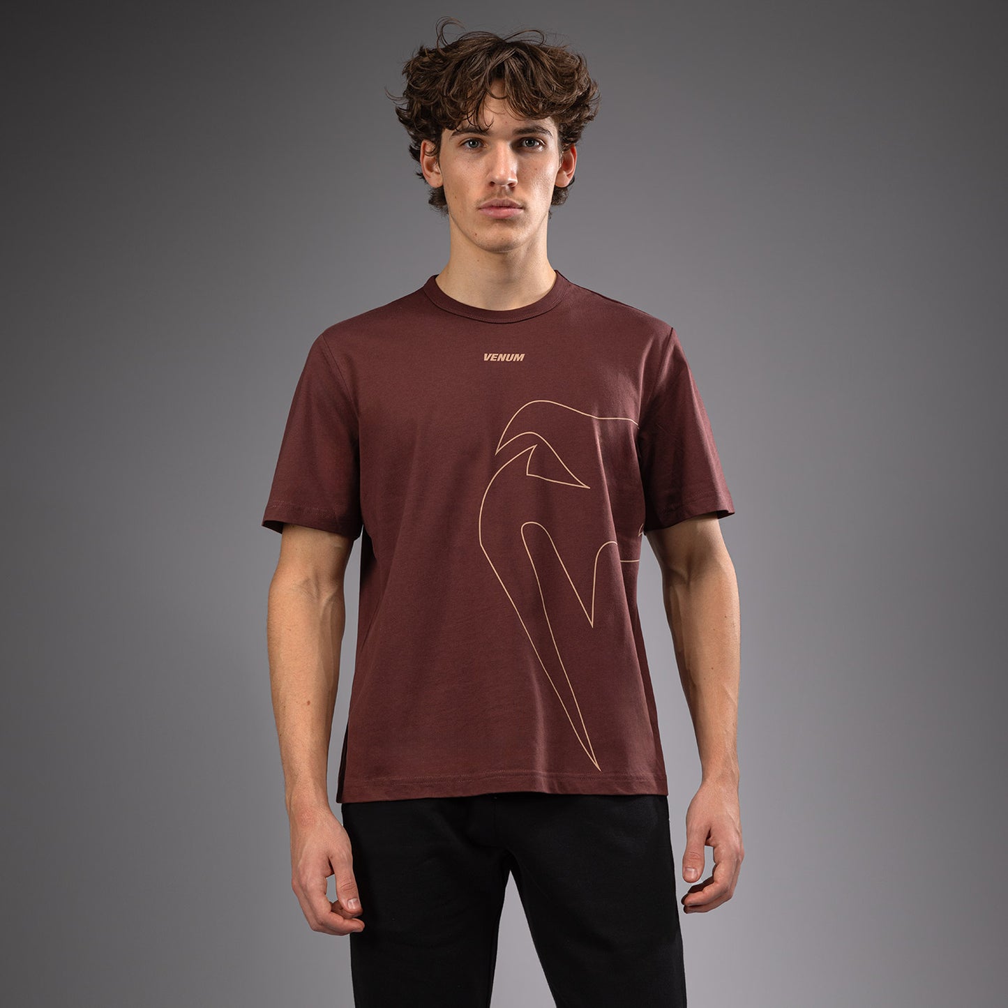 Venum Giant Connect T-Shirt - Chocolade Bruin