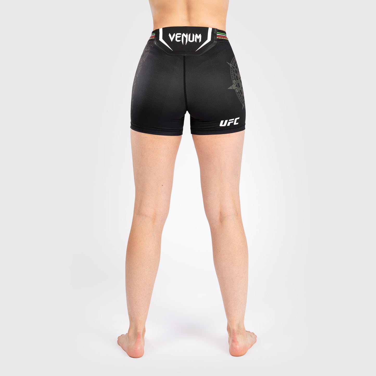 Noche UFC by Venum Authentic Fight Night Vale Tudo Short-korte pasvorm voor dames, zwart