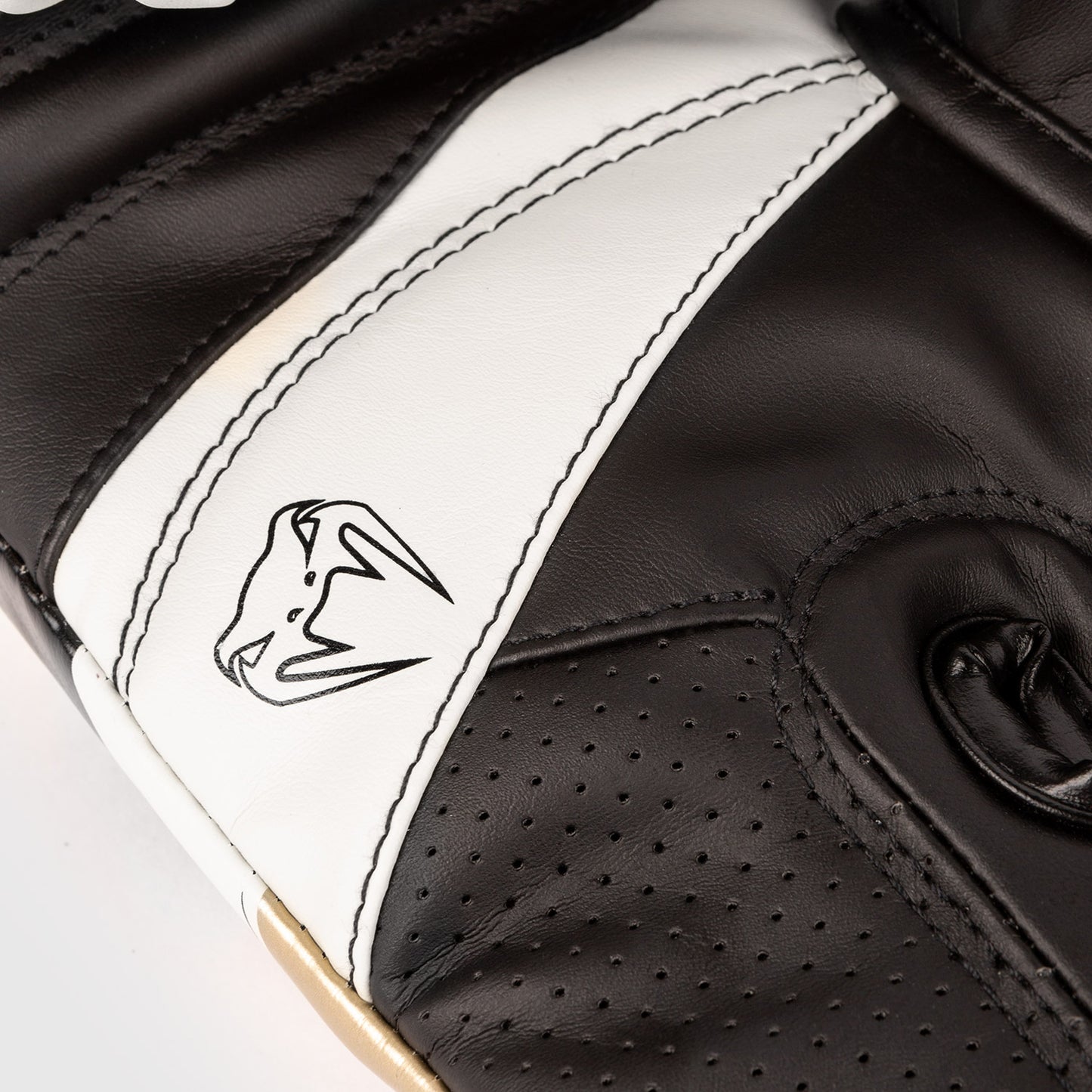 Venum Elite Evo bokshandschoenen - Wit/Goud