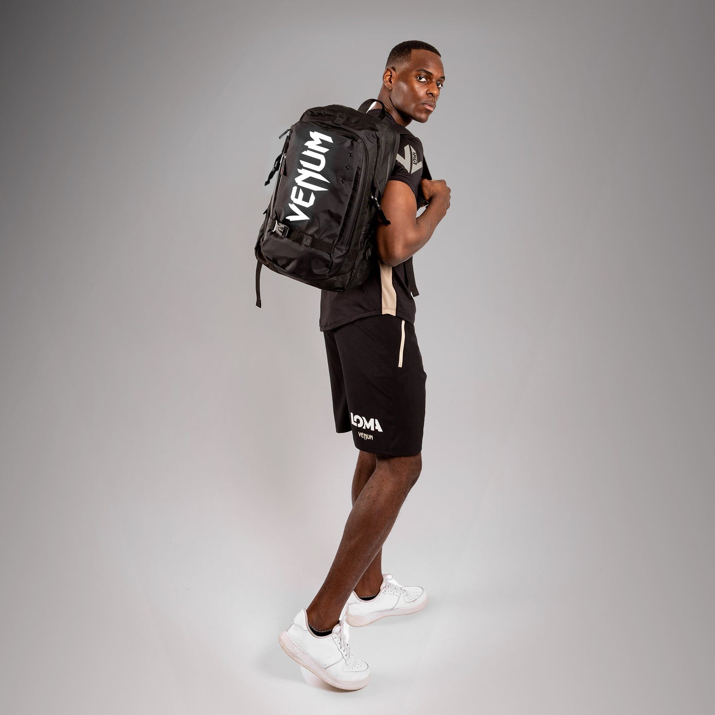 Venum Challenger Pro Evo Rugzak (20-25L) – Zwart/Wit