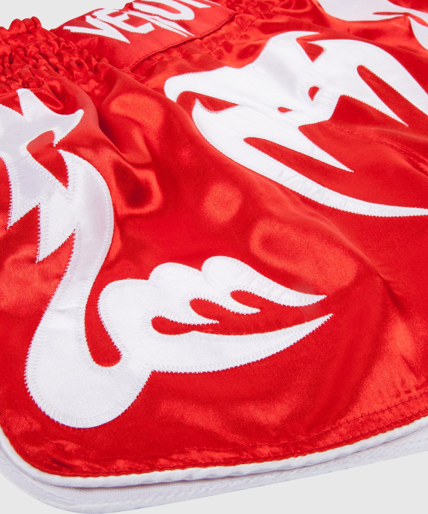 Venum Bangkok Inferno Muay Thai Shorts - rood/ice