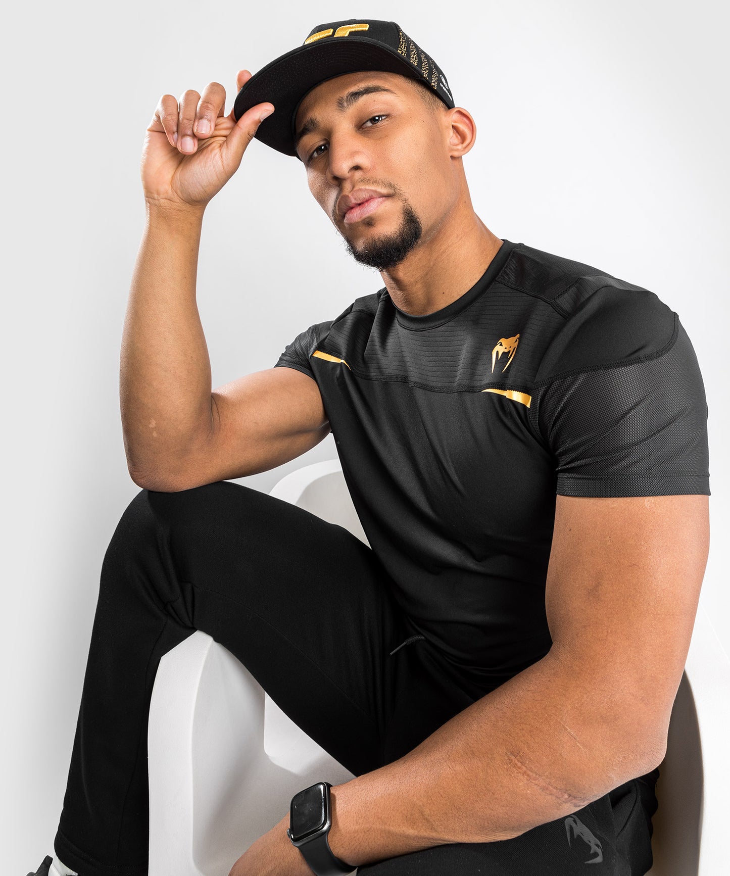Venum Tempest 2.0 Dry Tech T-shirt - Zwart/Goud