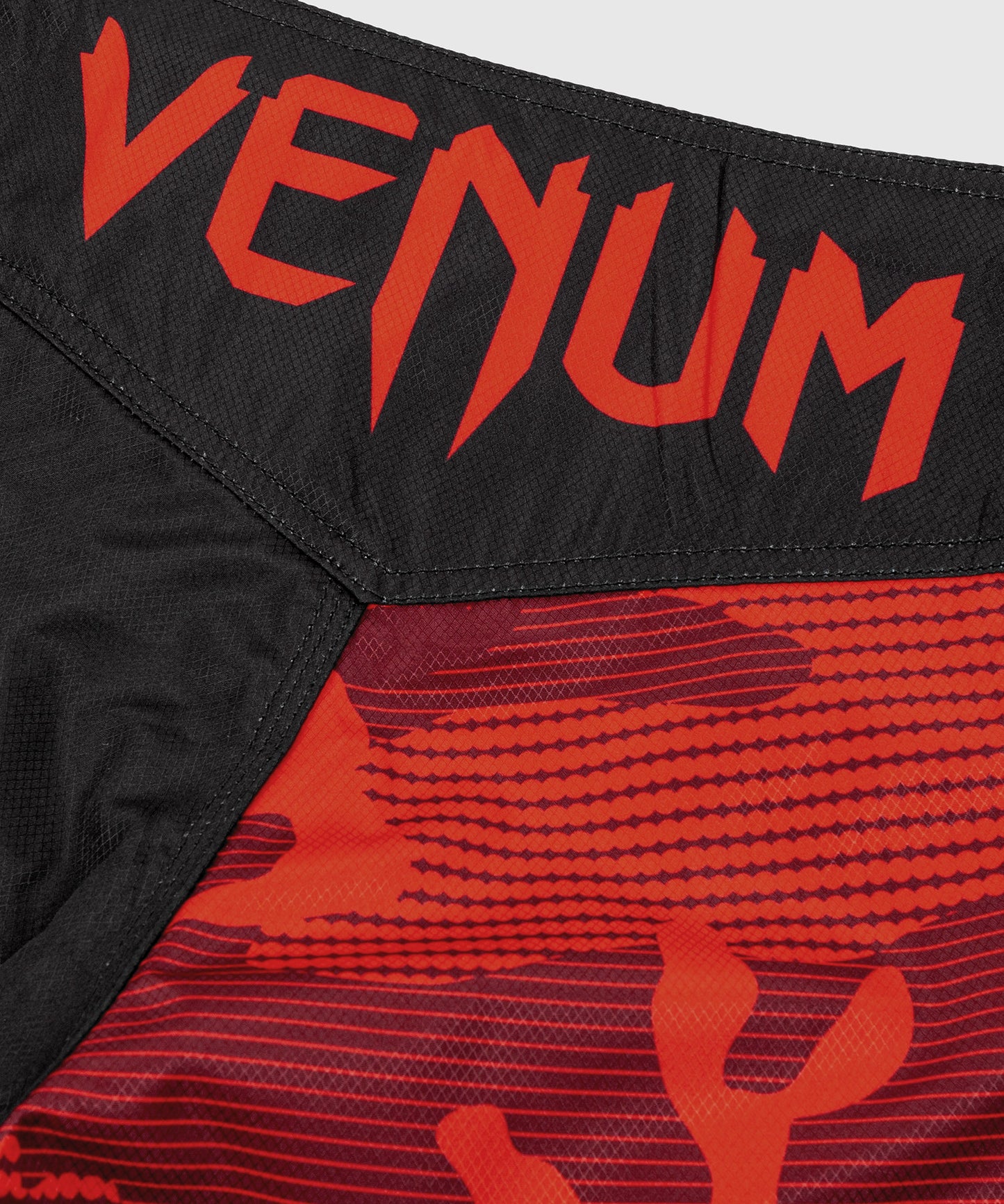 Venum Light 3.0 Vechtshort - Rood/Zwart