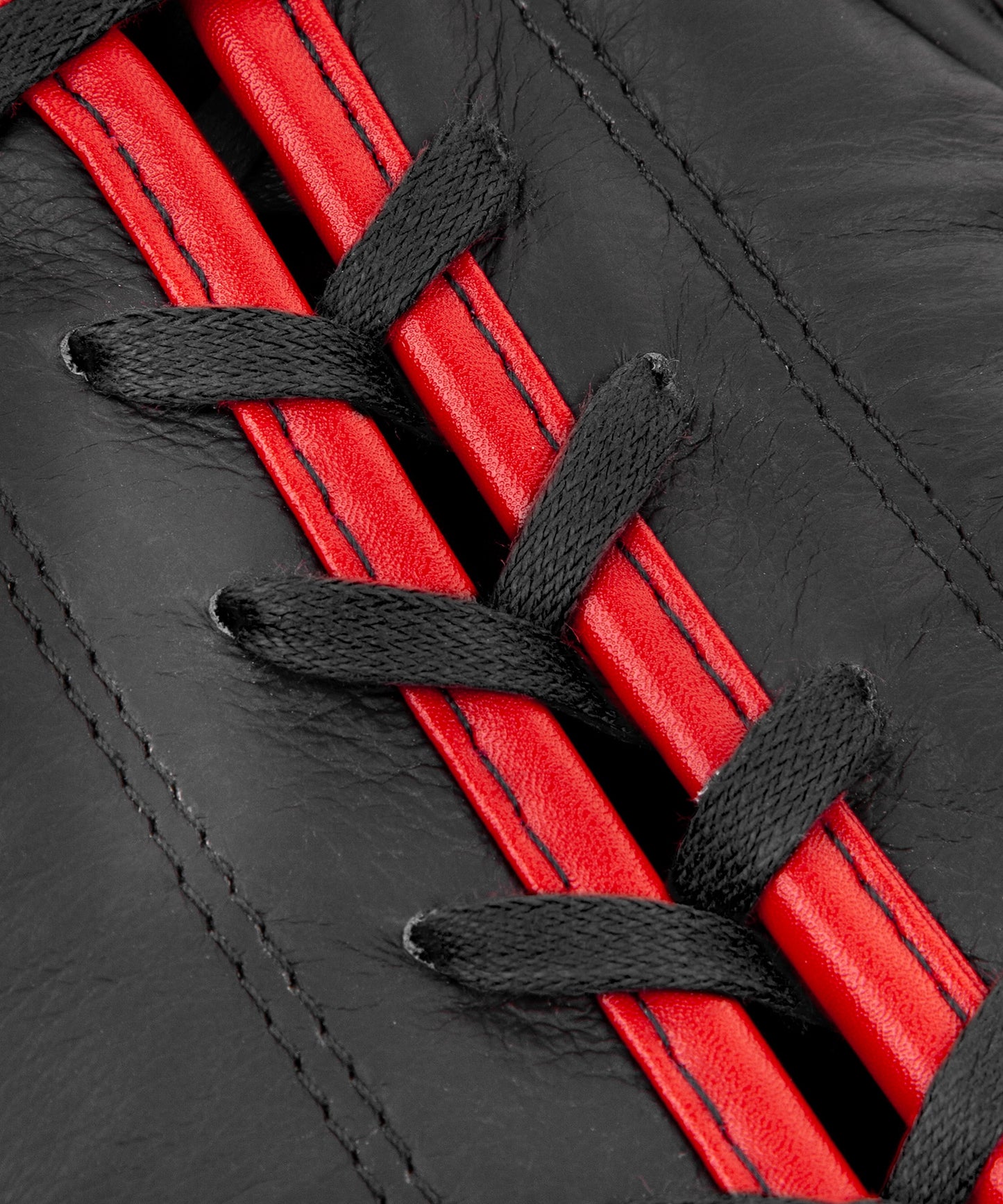 Venum Shield Pro bokshandschoenen - met veters