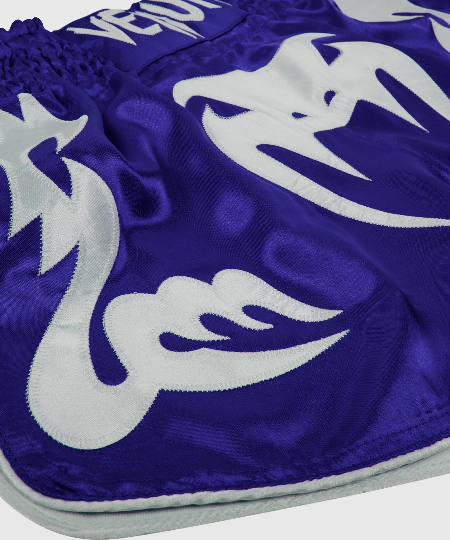 VENUM BANGKOK INFERNO MUAY THAI SHORT - BLAUW/WIT