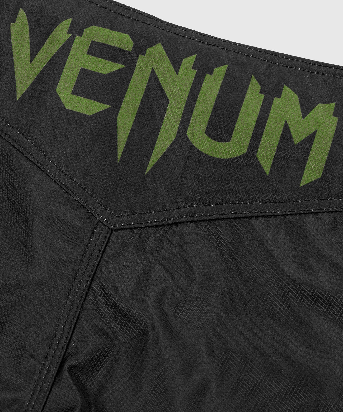 Venum Light 3.0 Vechtshort - Kaki/Zwart
