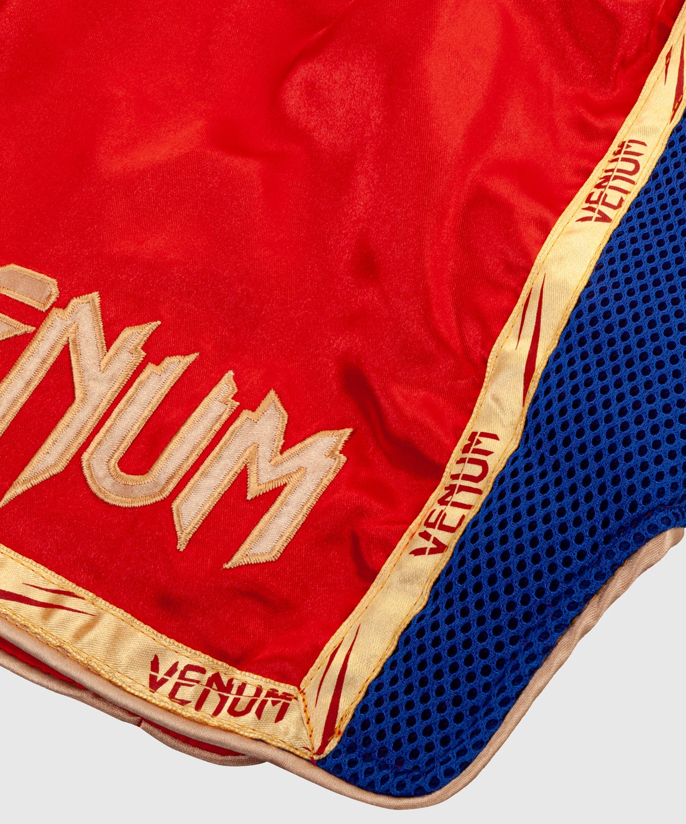 Venum Giant Muay Thai Shorts - Rood/Goud