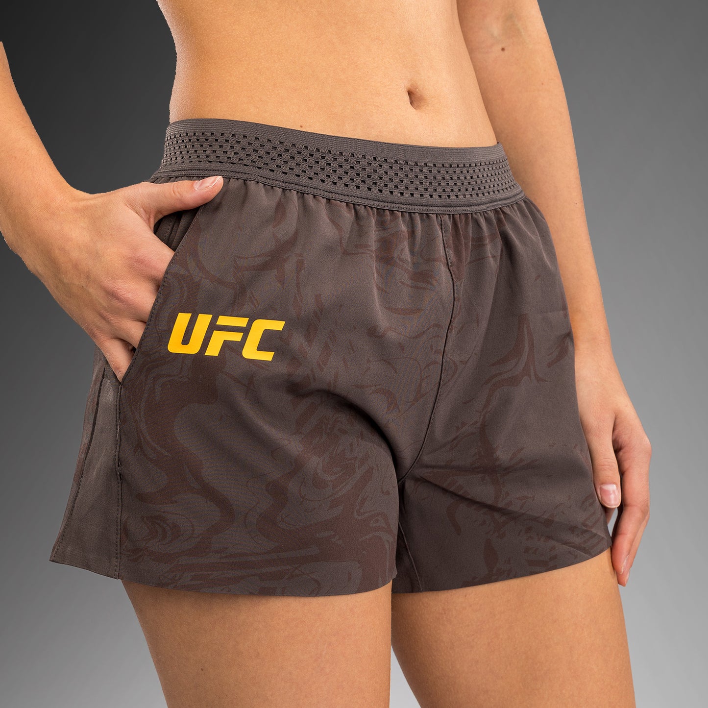 UFC Fusion by Venum Fight Week Performance Shorts voor Dames - Earthen Brown