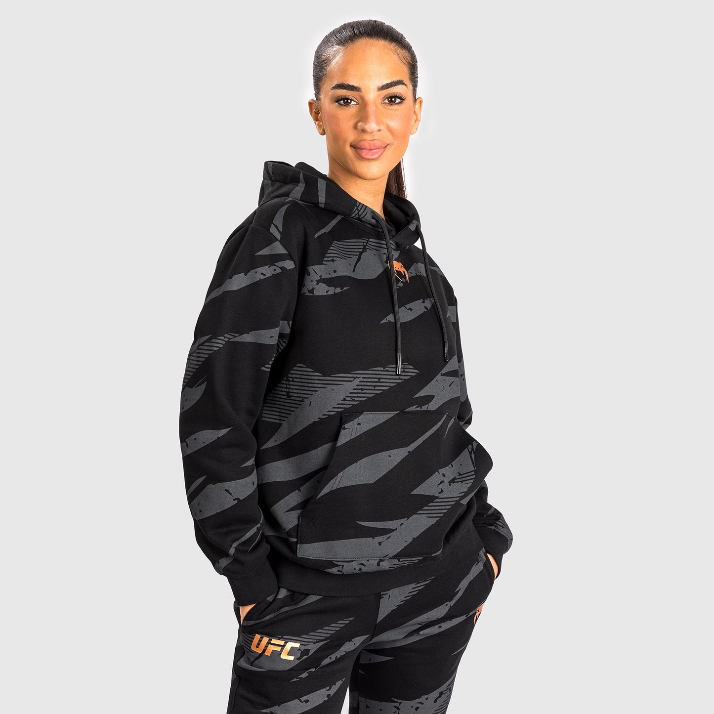 UFC Adrenaline By Venum Fight Week Hoodie Voor Vrouwen - Urban Camo