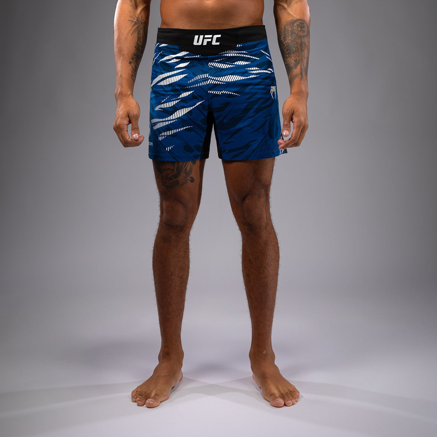 UFC Fusion by Venum Authentic Fight Night Fight Shorts voor Heren - Kort Fit - Blauw