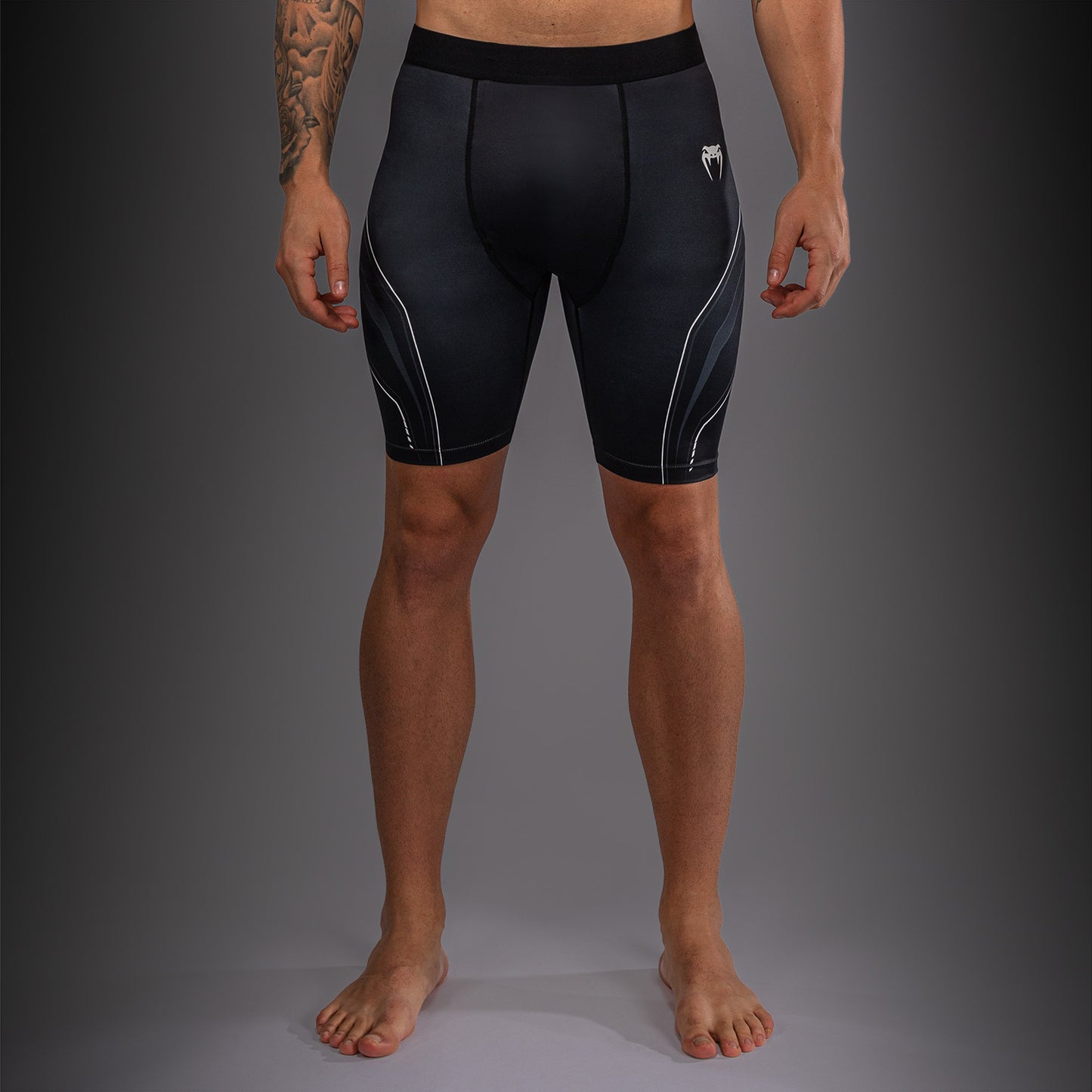 Venum Streamline Compressieshort – Zwart/Wit