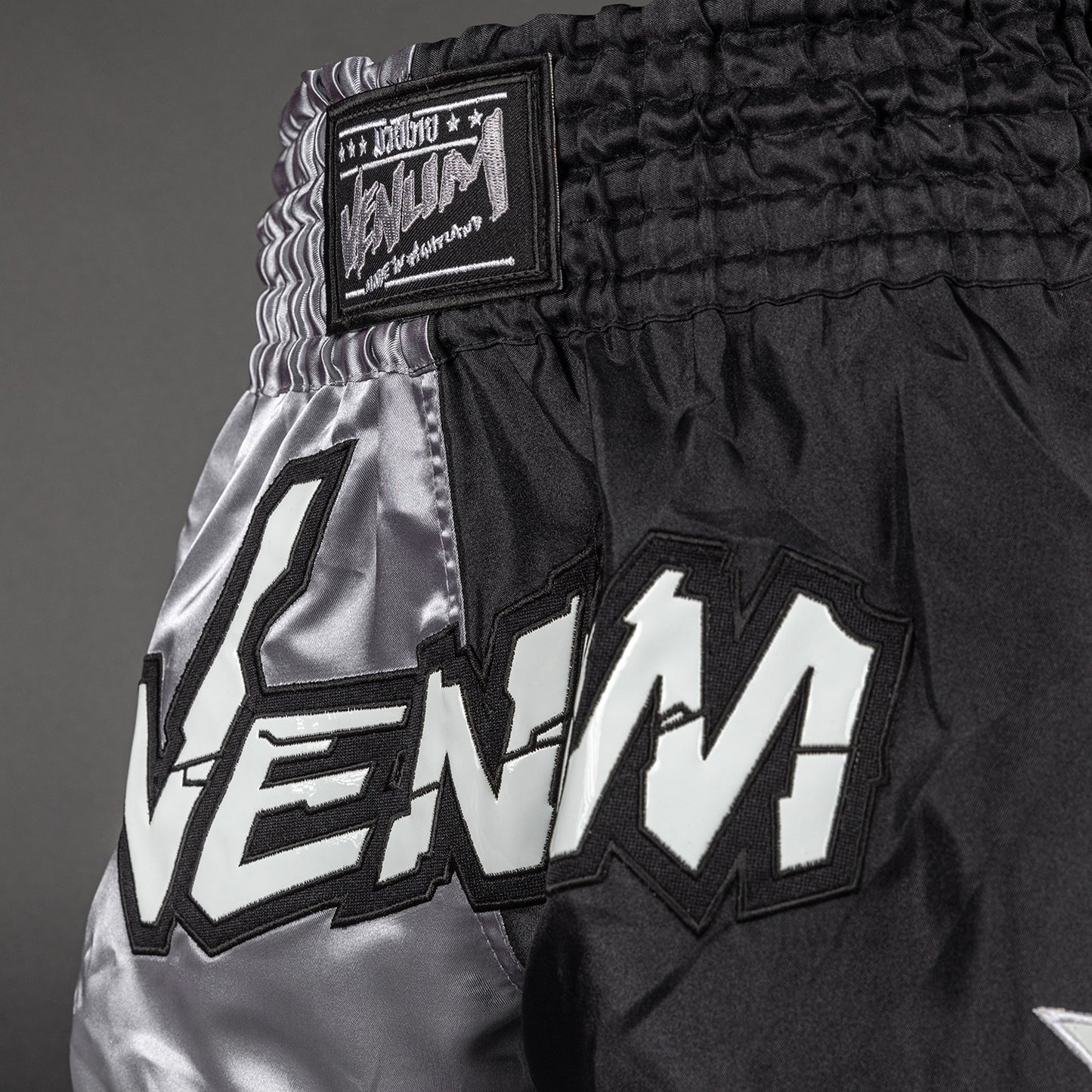 Venum Inferno 2.0 Muay Thai Shorts - Grijs/Zwart