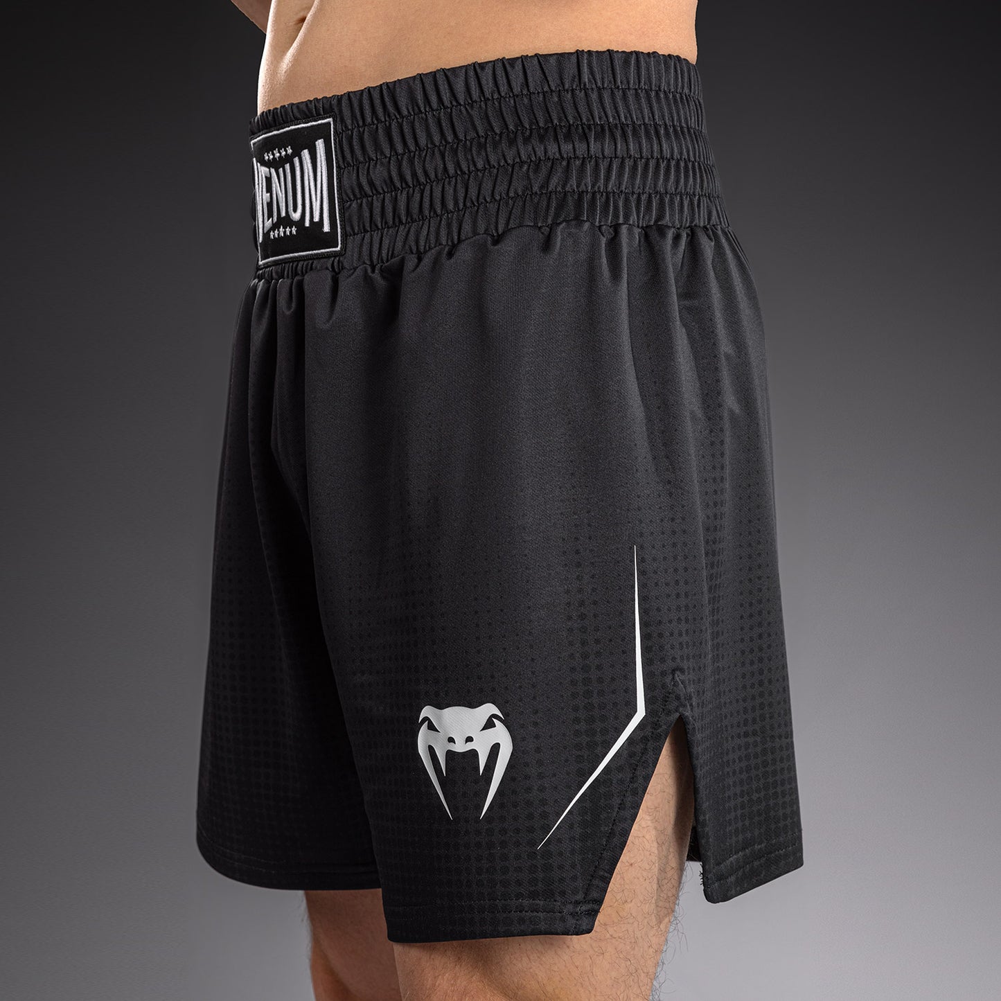 Venum Stealth Boksshort – Zwart/Wit