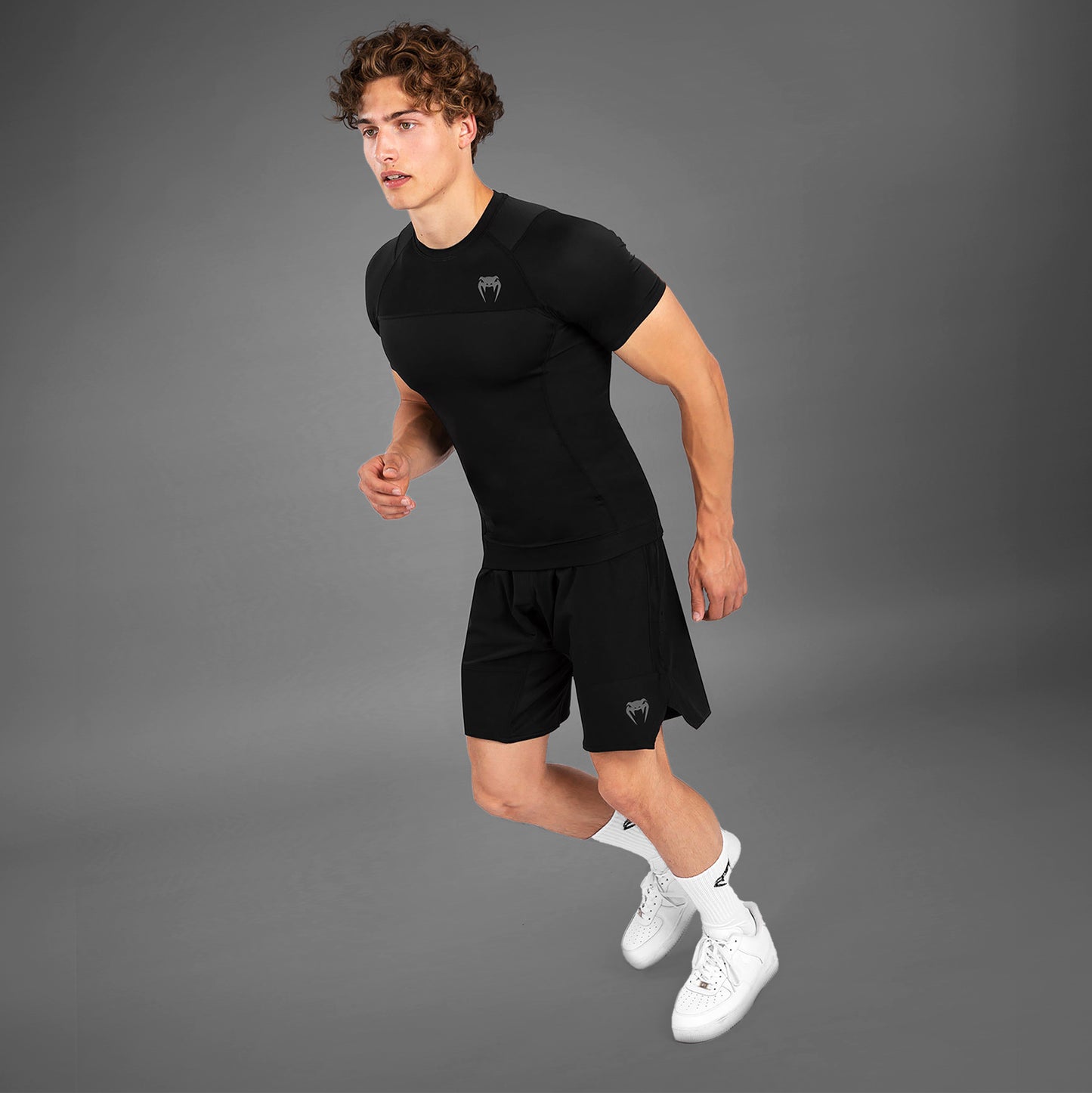 Venum G-Fit Air Rashguard korte mouw - zwart