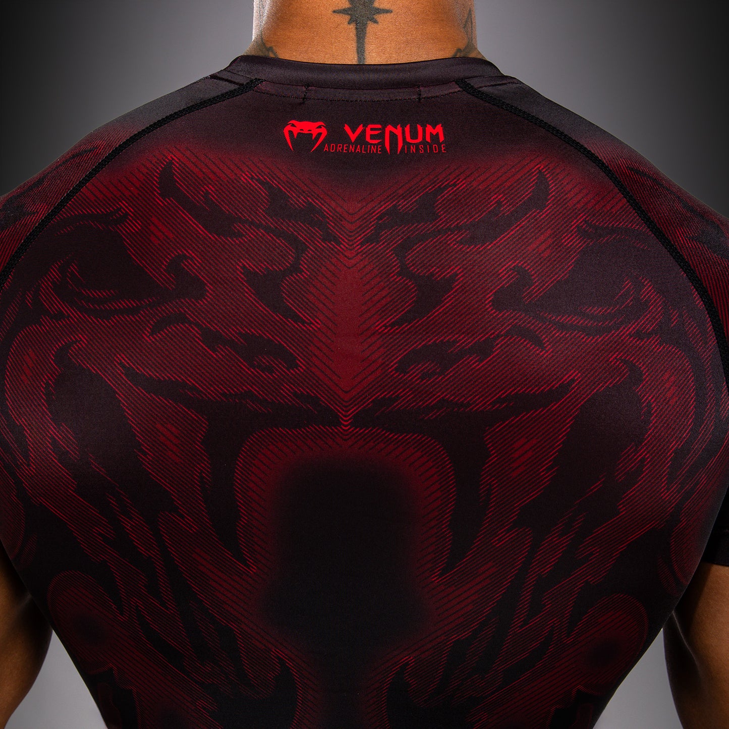 Venum Spectre Rashguards met korte mouwen – Zwart/Rood