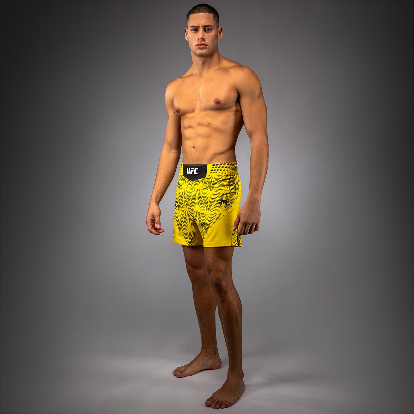 UFC Zenith by Venum Authentic Fight Night Short Fit Fight Short Heren - Geel