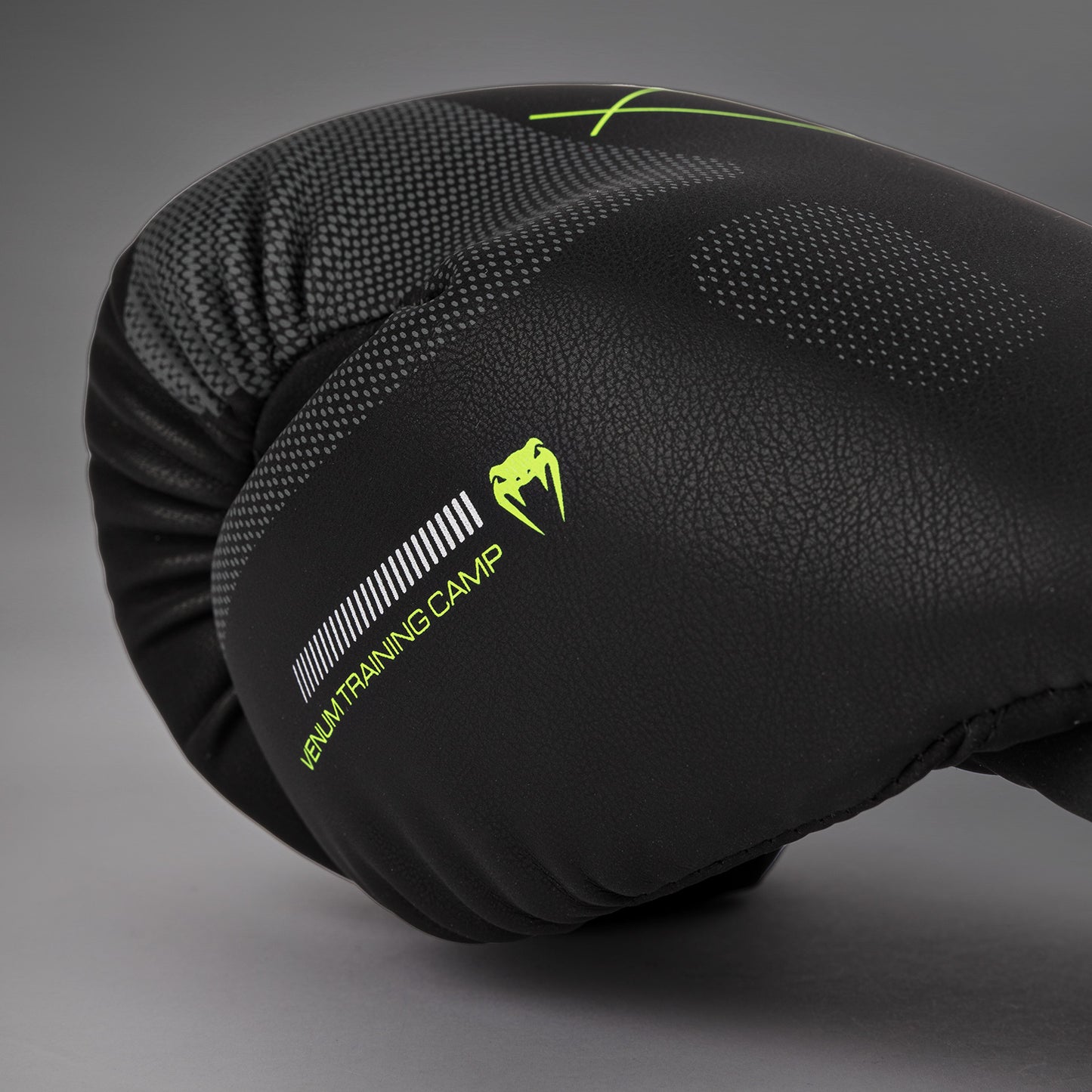 Venum Training Camp 4.0 Bokshandschoenen - Zwart/Neon Groen