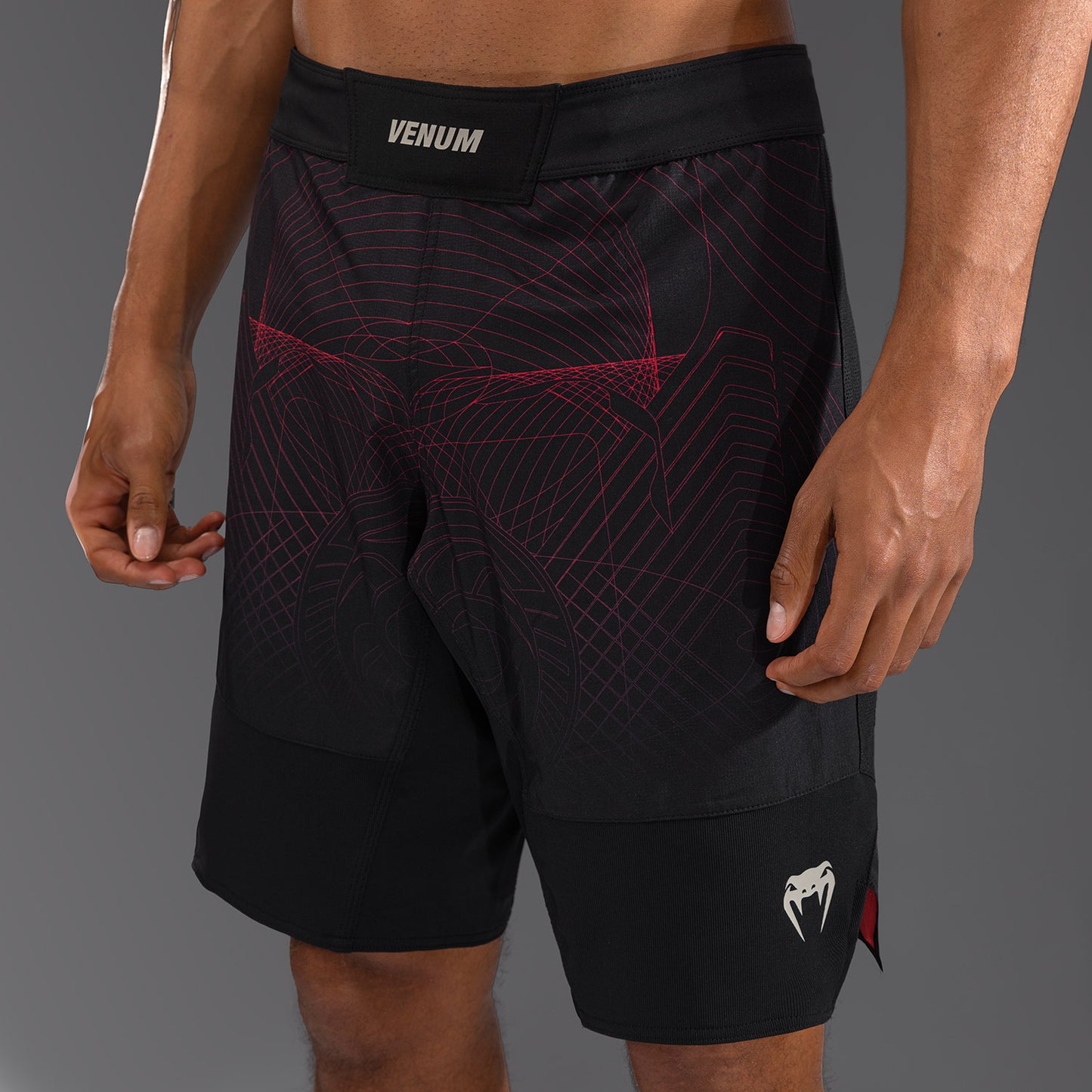 Venum G-Fit Air Fight Shorts Heren - Diepzwart / Vuurrood