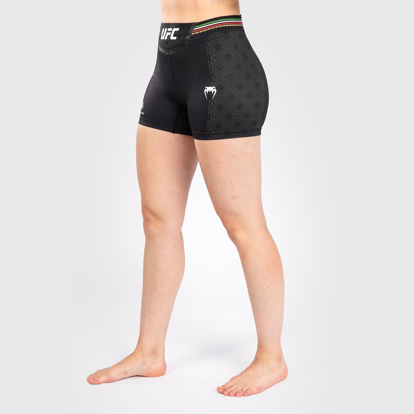 Noche UFC by Venum Authentic Fight Night Vale Tudo Short-korte pasvorm voor dames, zwart