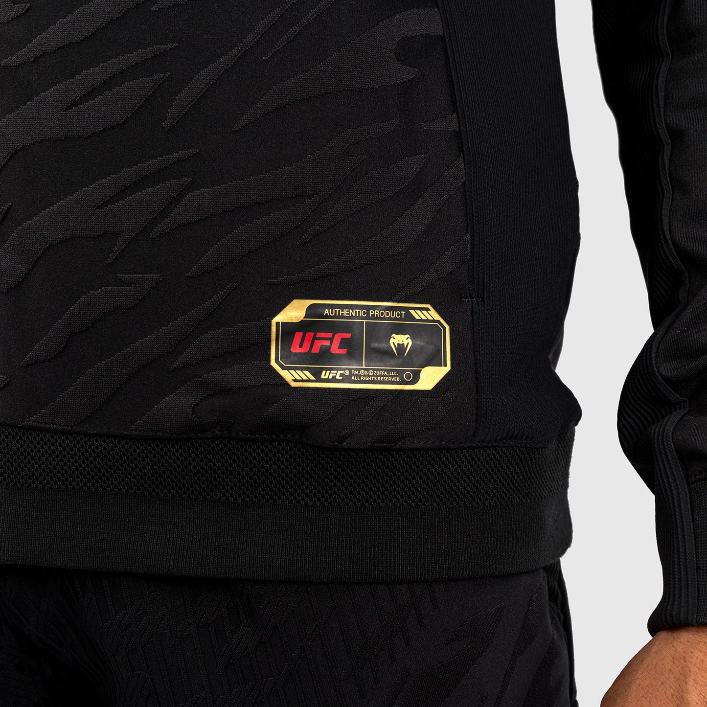 UFC Fusion by Venum Personalized Authentic Fight Night Hoodie voor Heren - Kampioen